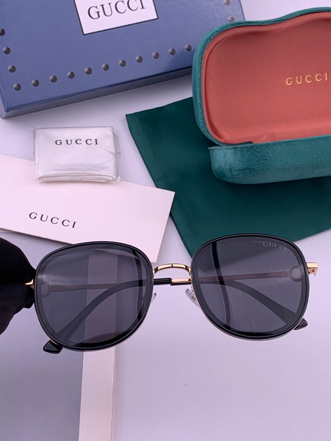 Gucci G9680 Polarized Fashion Black Lens Sunglasses for Men & Women - 464915