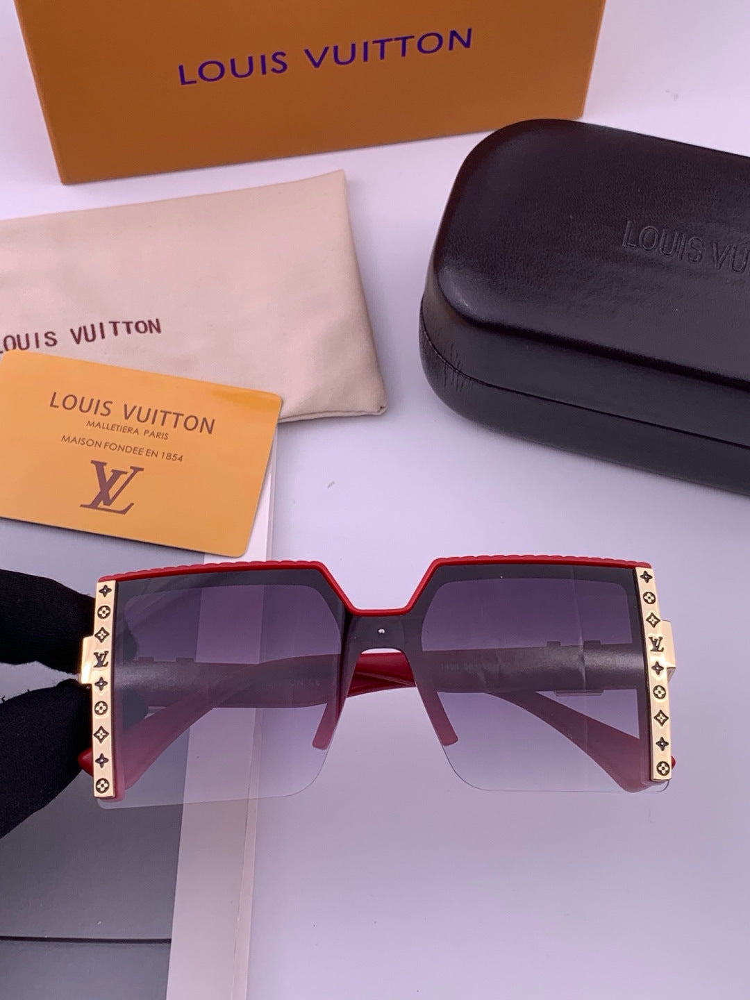 Louis Vuitton L6149 Square Black Lens Sunglasses for Men & Women - 464717