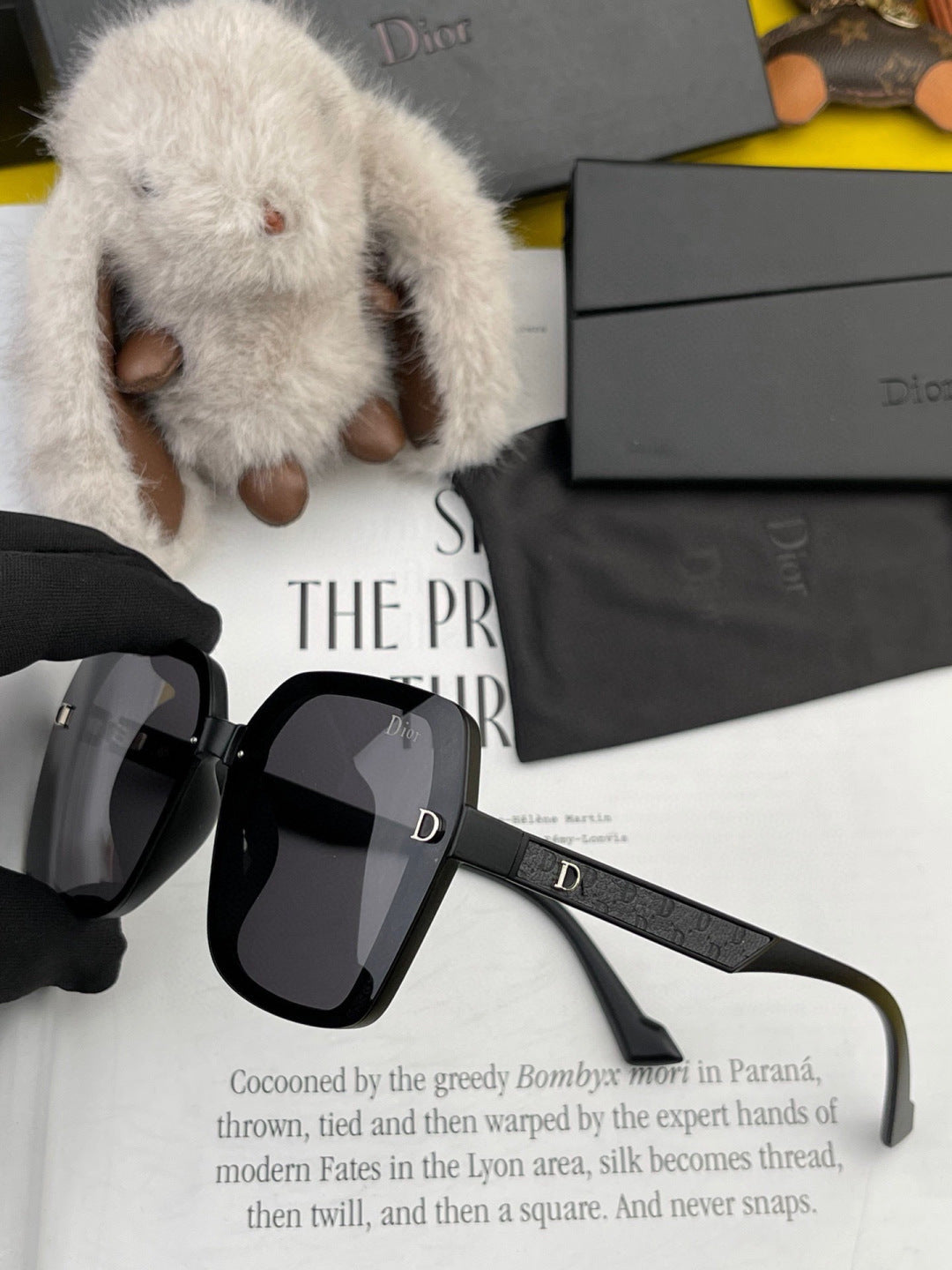 Dior D3200 Polarized Fashion Blue Lens Sunglasses for Men & Women - 465309 - detail image 5