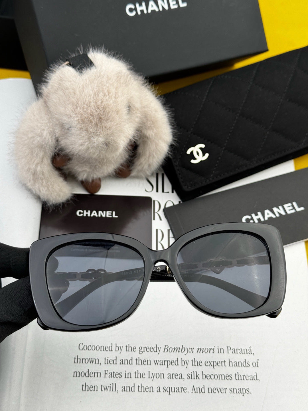 Chanel CH25801 Square Brown Lens Sunglasses for Men & Women - 465106 - detail image 3