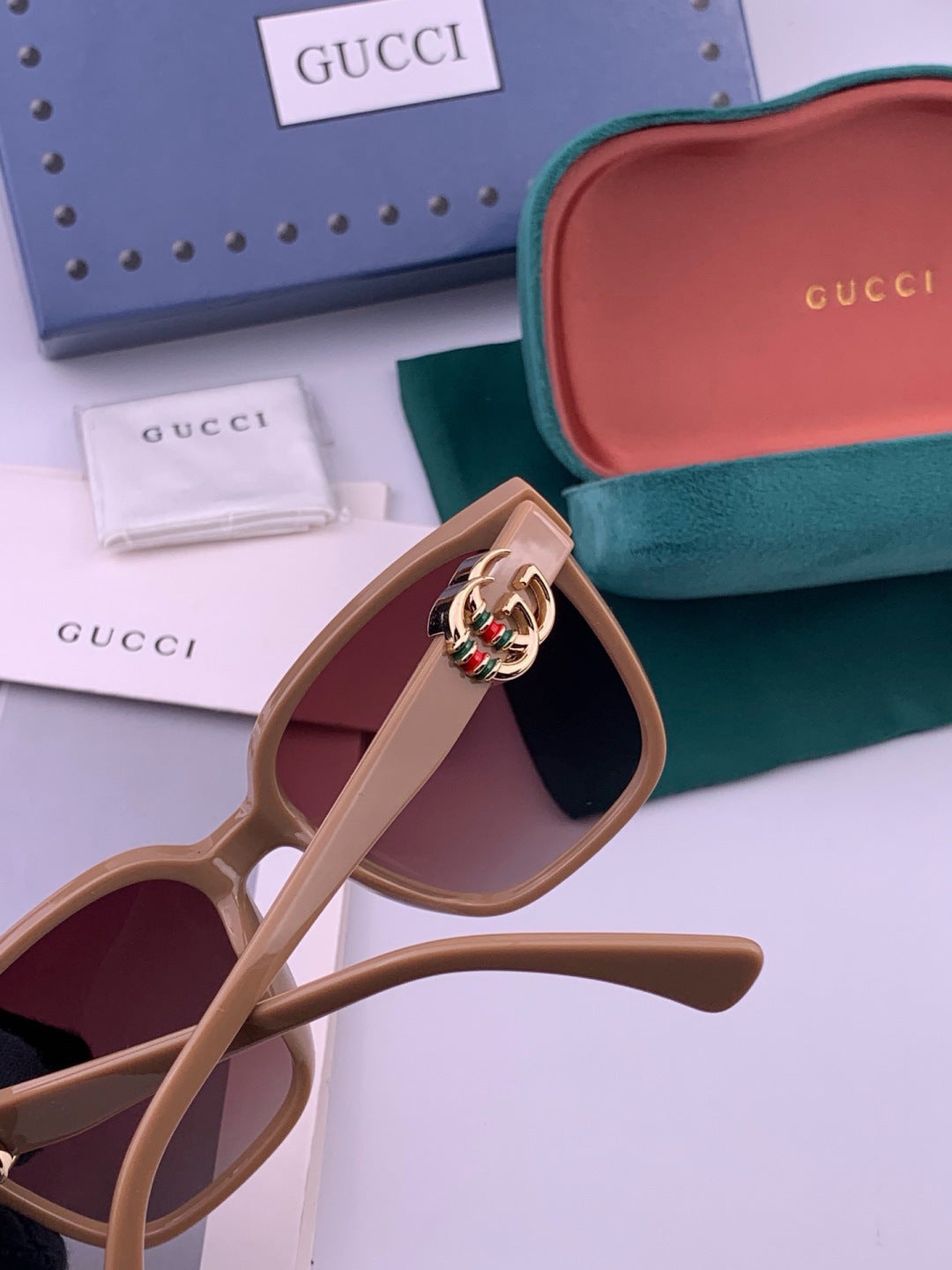 Gucci G0262 Polarized Square Gold Lens Sunglasses for Men & Women - 464895 - detail image 3