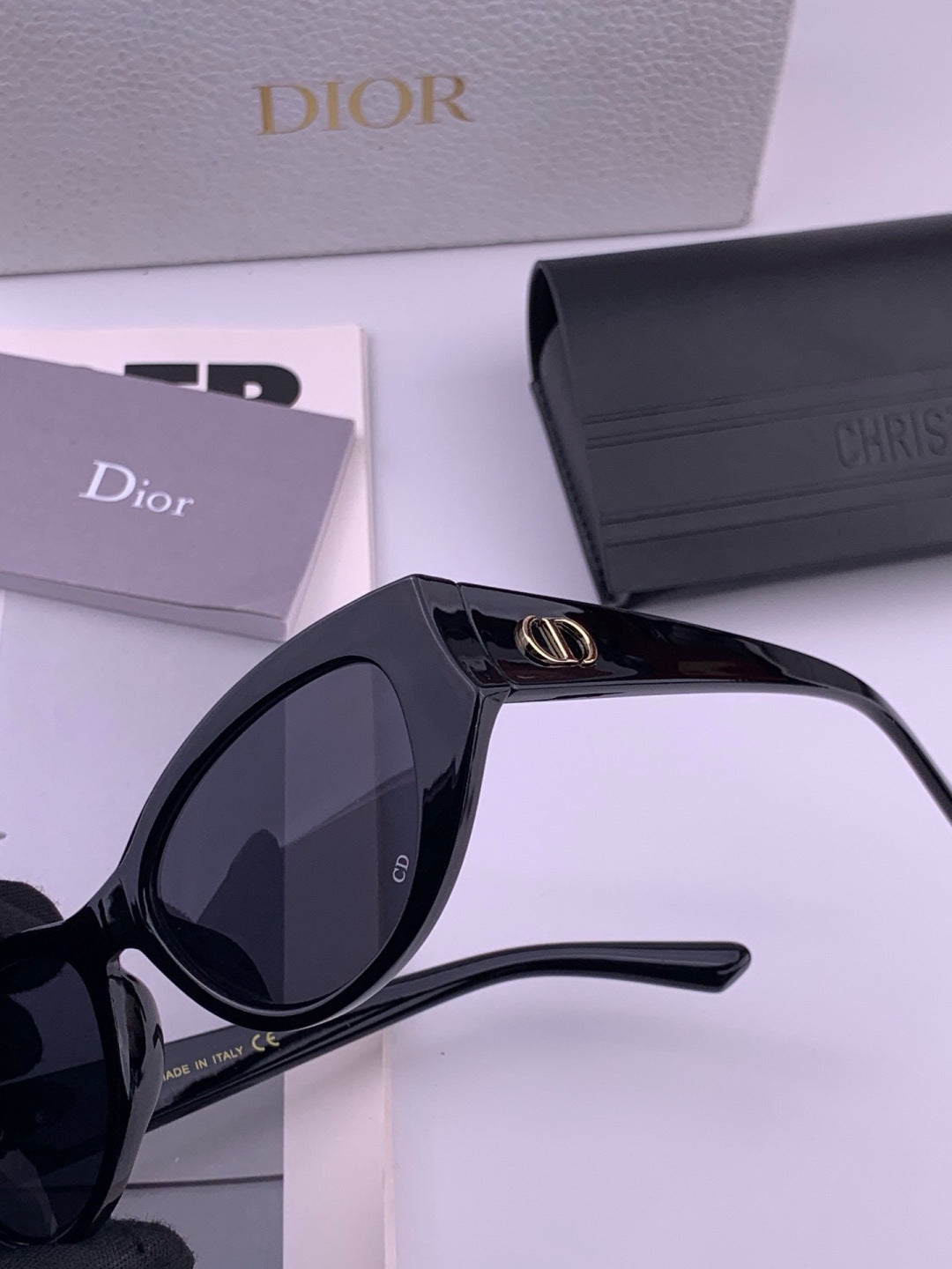 Dior D0293 Fashion Black Lens Sunglasses for Men & Women - 465310 - detail image 3