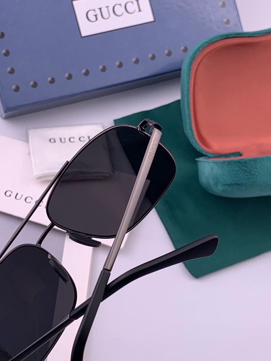 Gucci G080666 Polarized Aviator Gold Lens Sunglasses for Men & Women - 464905 - detail image 5