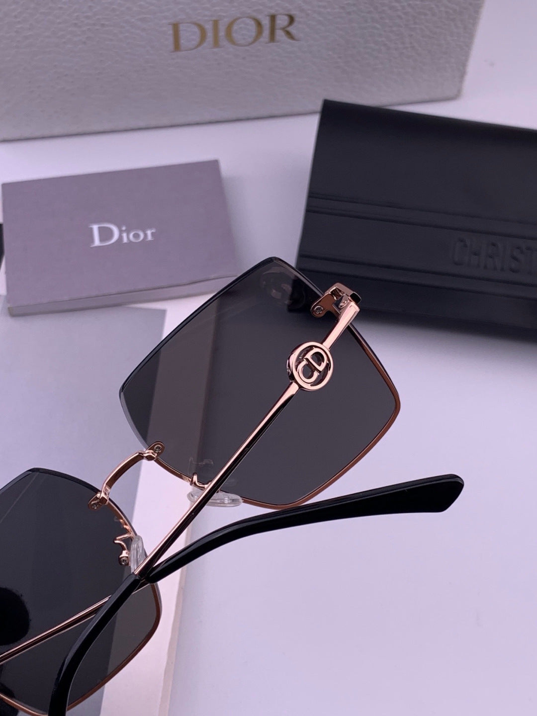 Dior CD7371 Lightweight Rimless Black Lens Sunglasses for Women - detail image 4
