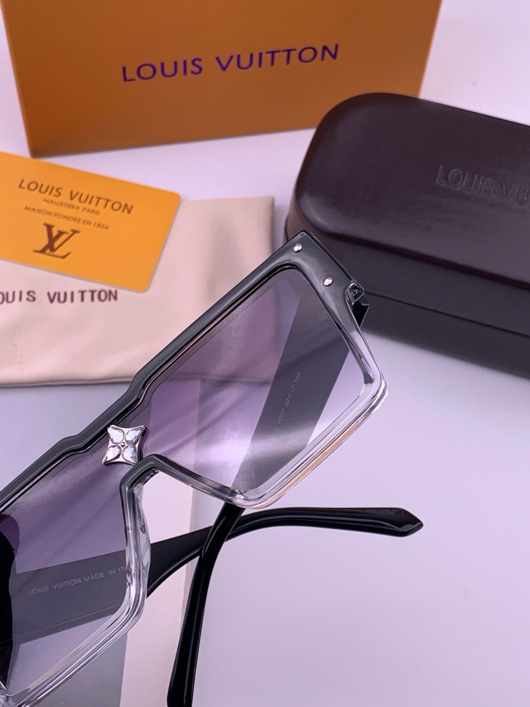 Louis Vuitton L7600 Square Black Lens Sunglasses for Women - 493229 - detail image 5