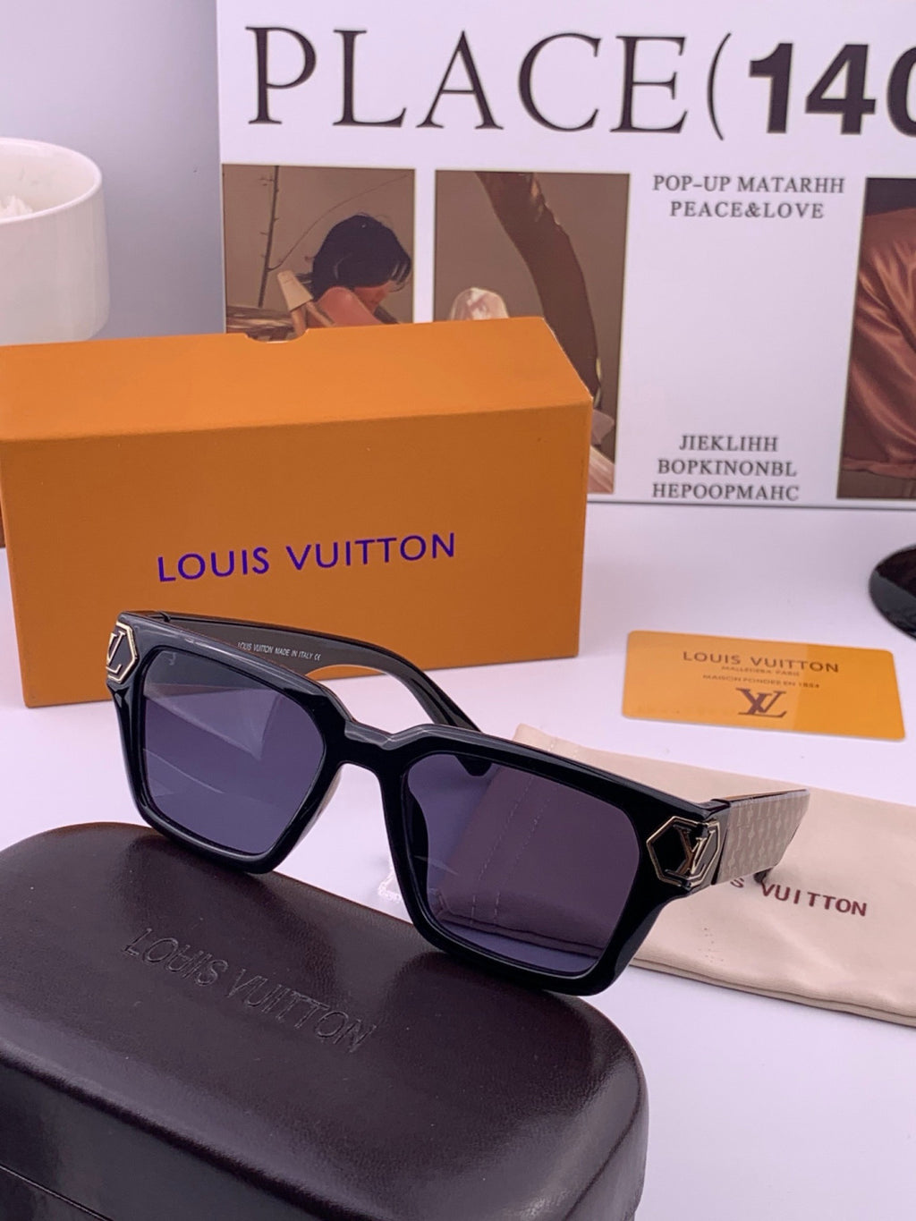 Louis Vuitton Fashion Gold Lens Sunglasses for Men & Women - detail image 3