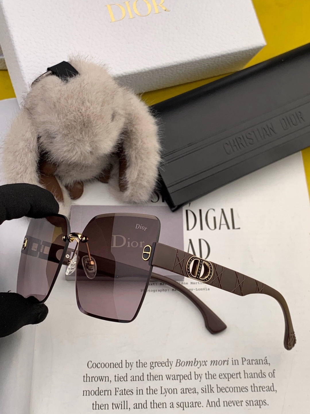 Dior D3550 Square Black Lens Sunglasses for Men & Women - detail image 4