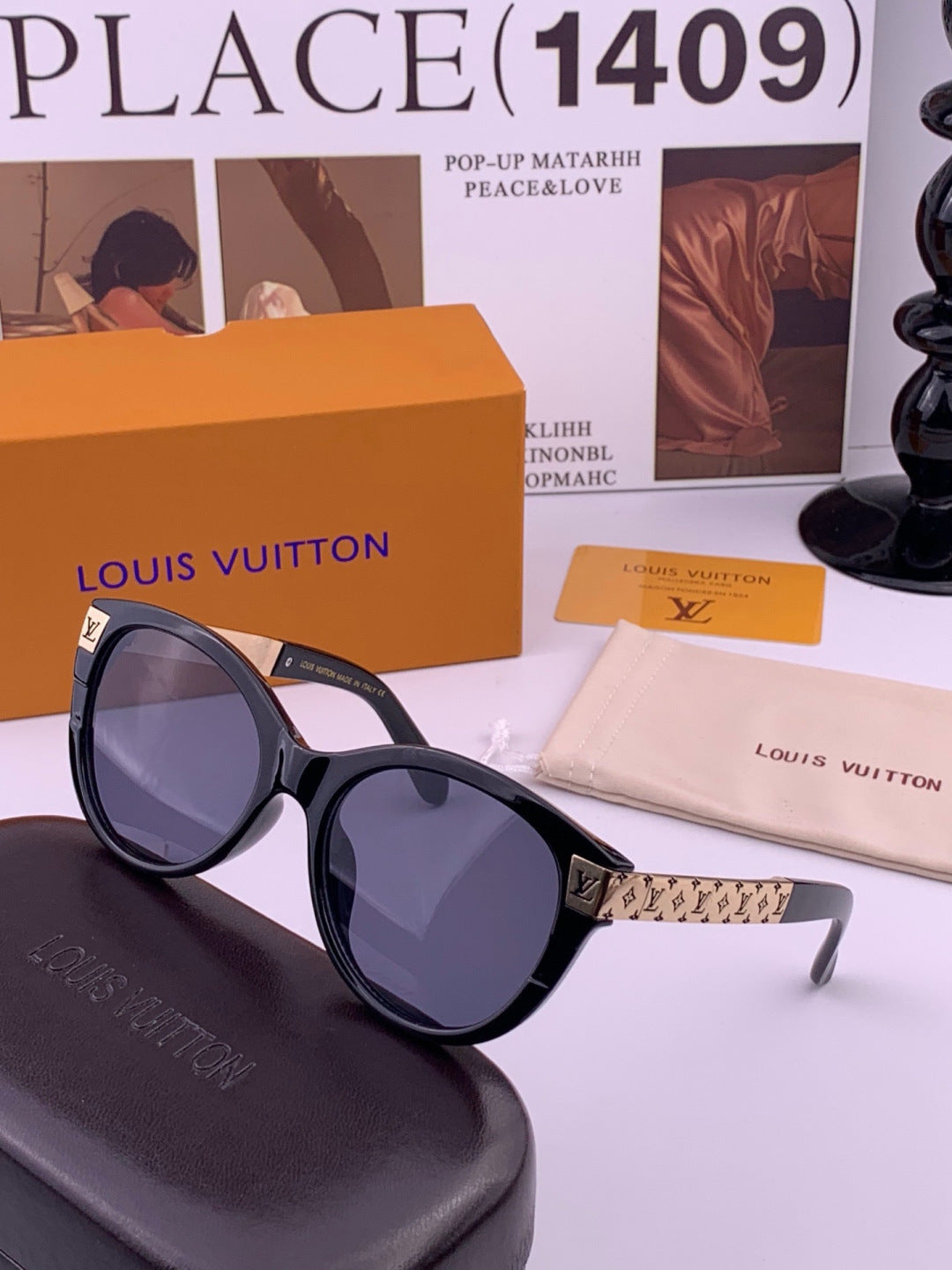 Louis Vuitton L87000 Oversized Black Lens Sunglasses for Men & Women - 493205 - detail image 2