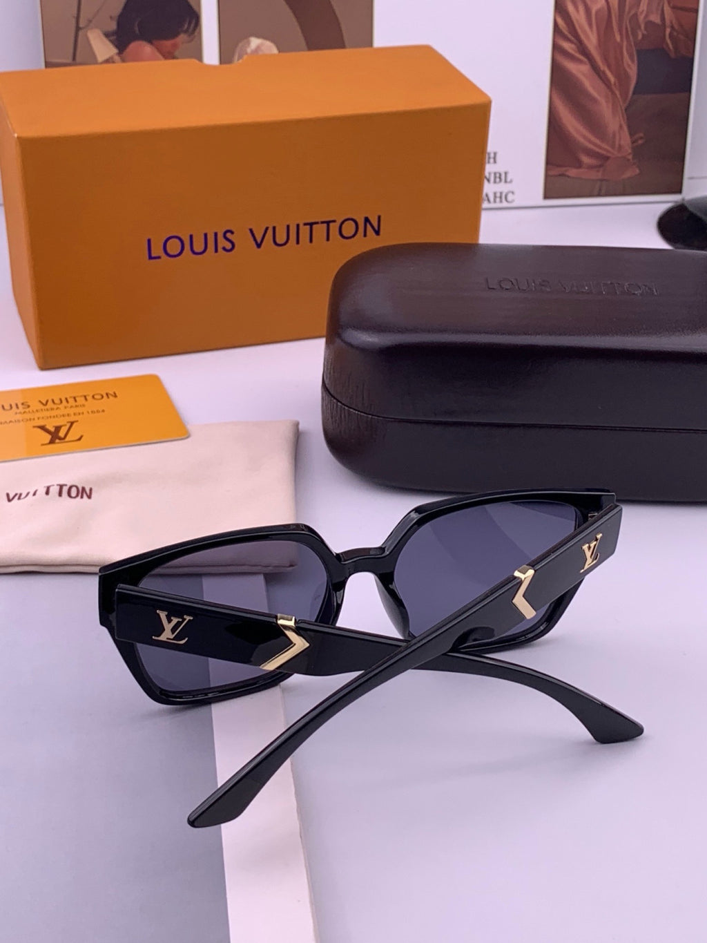 Louis Vuitton L77004 Oversized Black Lens Sunglasses for Men & Women - detail image 6