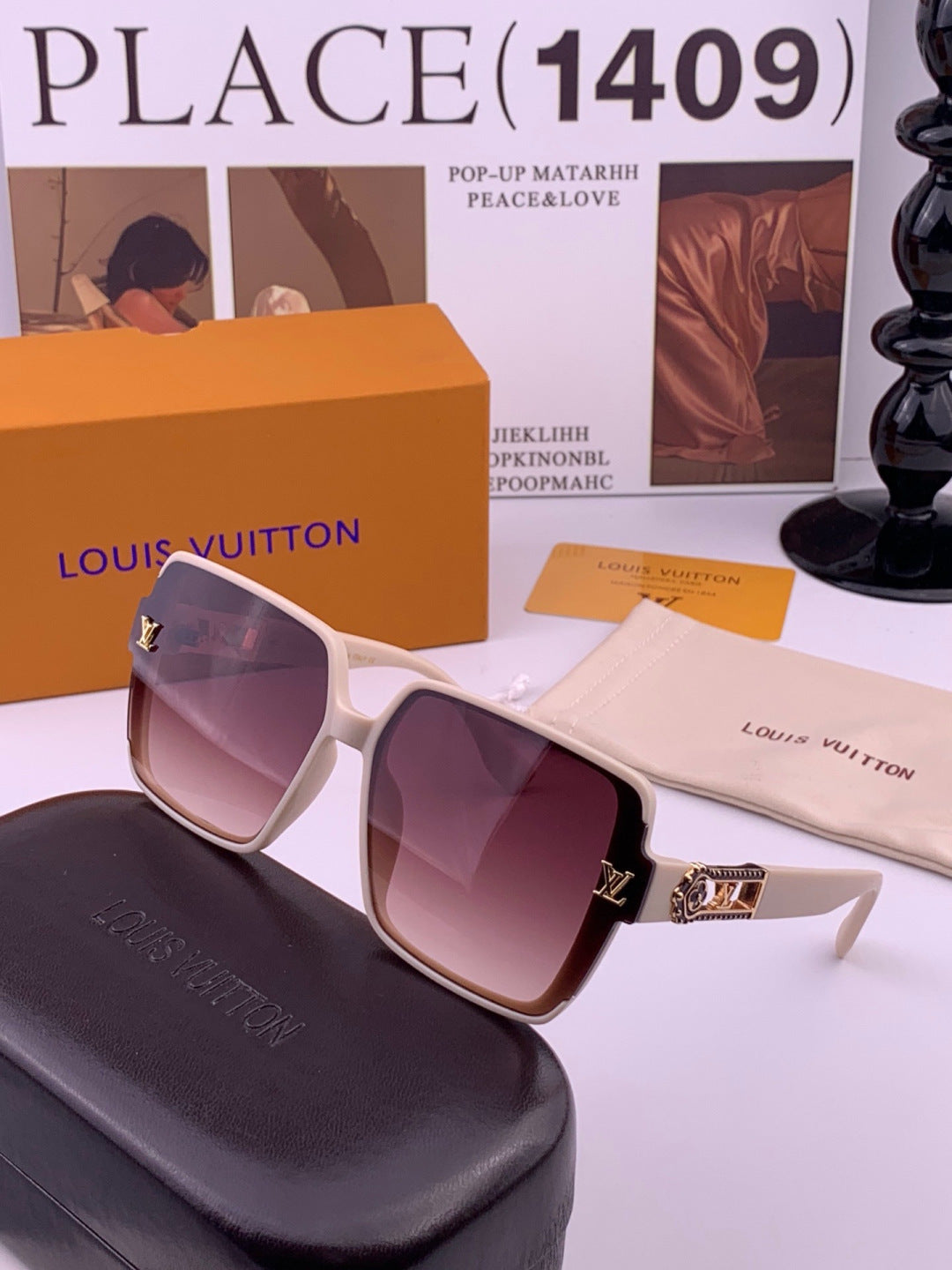 Louis Vuitton L77004 Oversized Purple Lens Sunglasses for Men & Women