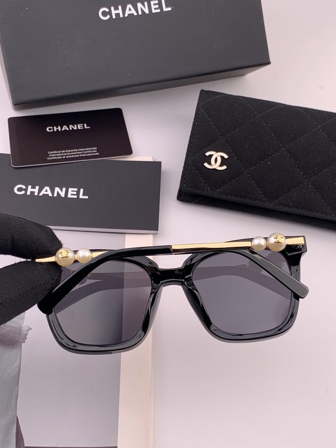 Chanel CH4231 Oversized Black Lens Sunglasses for Men & Women - 493593 - detail image 3