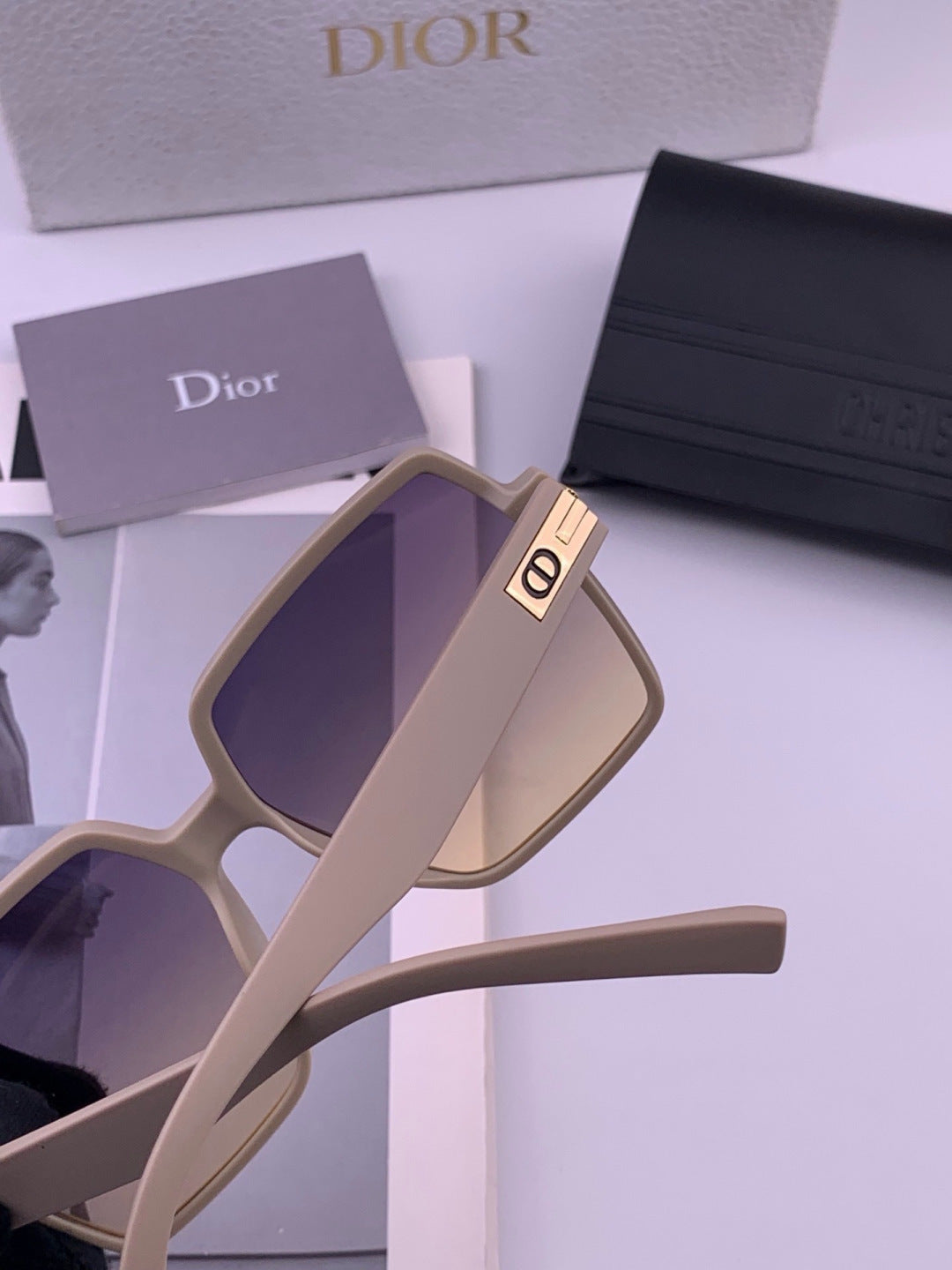 Dior CD4780 Polarized Square Purple Lens Sunglasses for Women - detail image 3