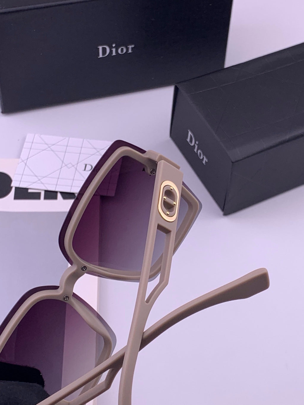 Dior D2292 Polarized Square Gold Lens Sunglasses for Men & Women - detail image 3