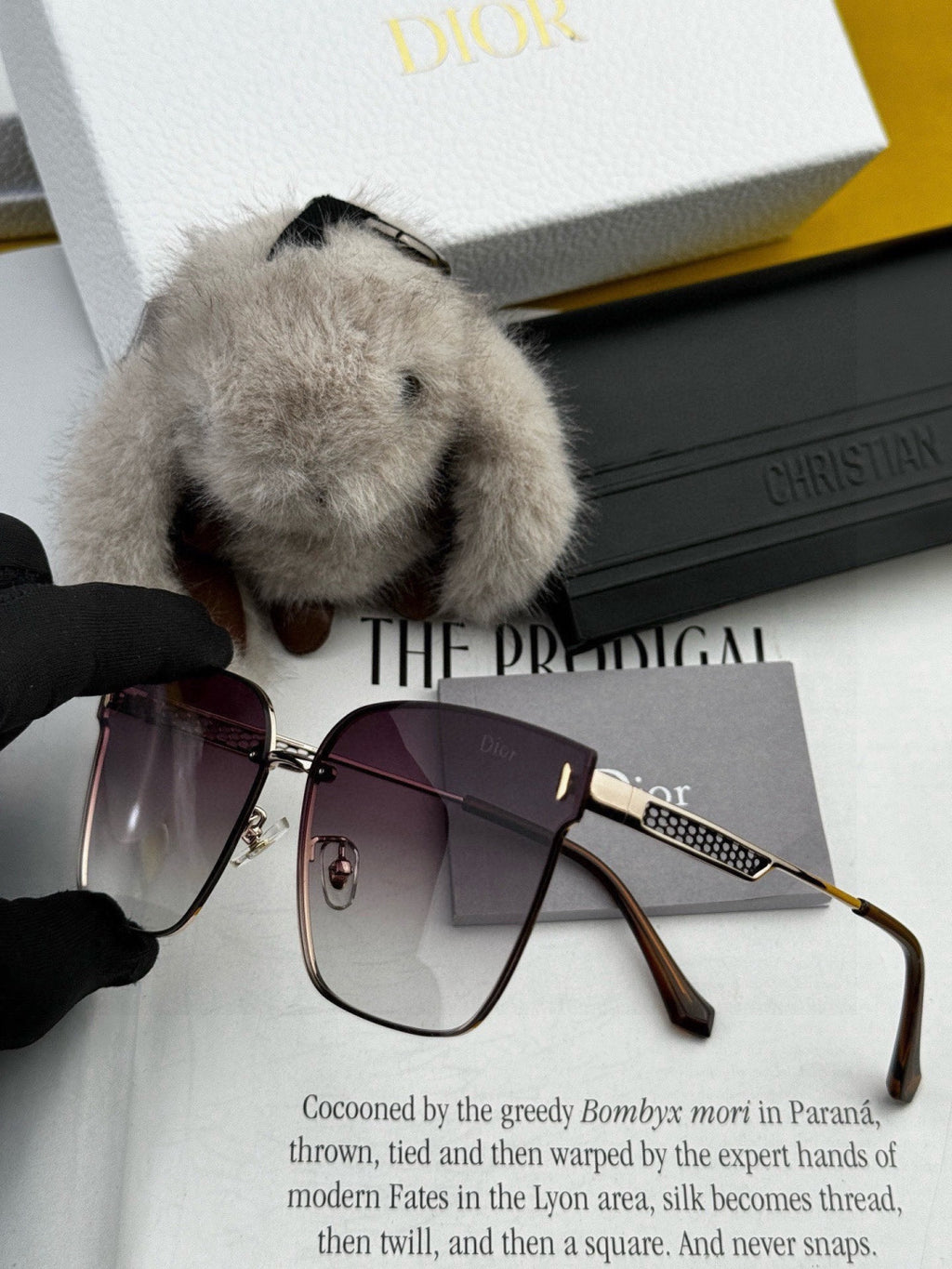 Dior CD9640 Polarized Rimless Black Lens Sunglasses for Men & Women - detail image 3