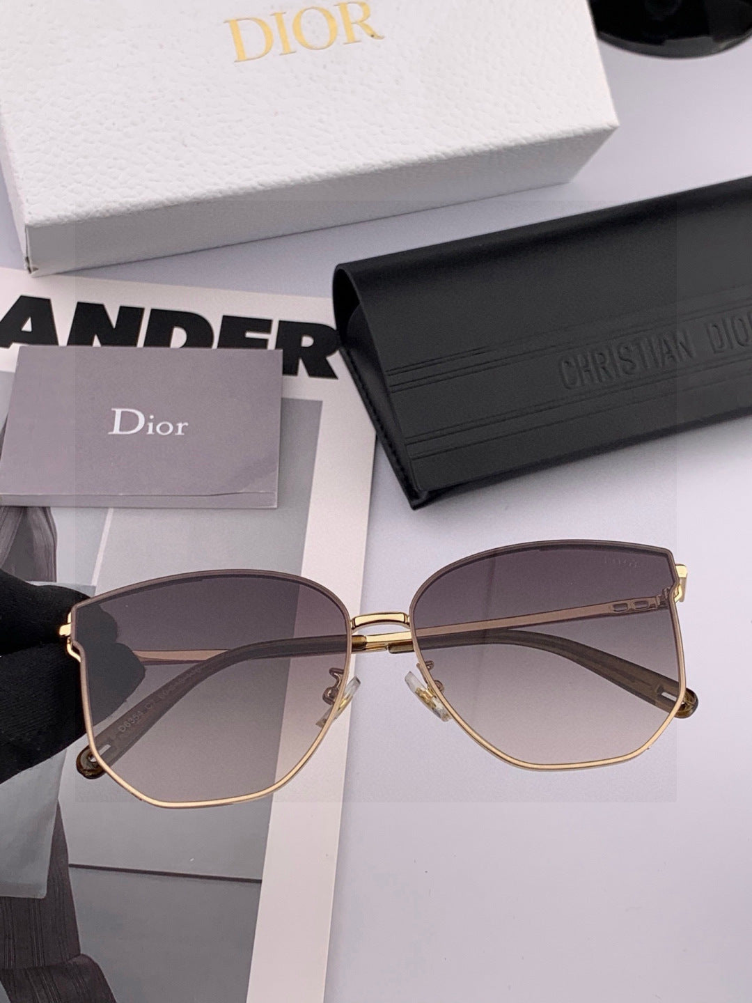 Dior CD4635 Polarized Rimless Gold Lens Sunglasses for Men & Women - detail image 2