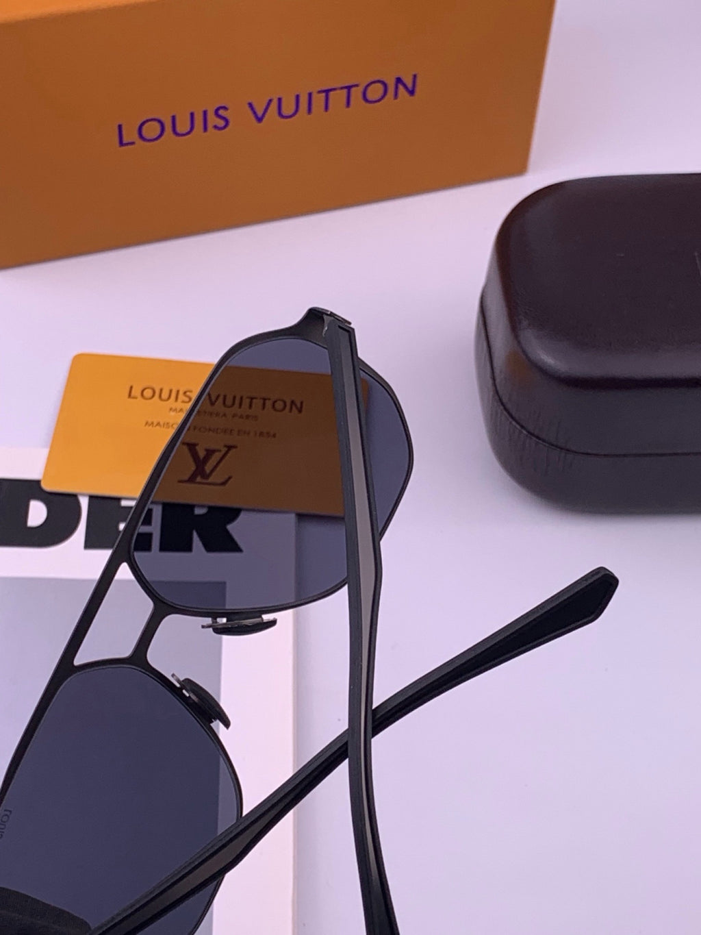 Louis Vuitton L116 Fashion Black Lens Sunglasses for Men & Women - detail image 3