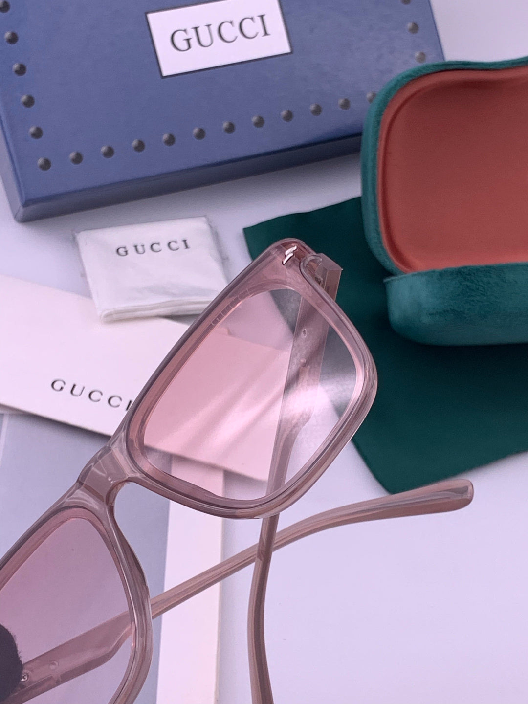 Gucci G65501 Polarized Square Brown Lens Sunglasses for Women - detail image 4