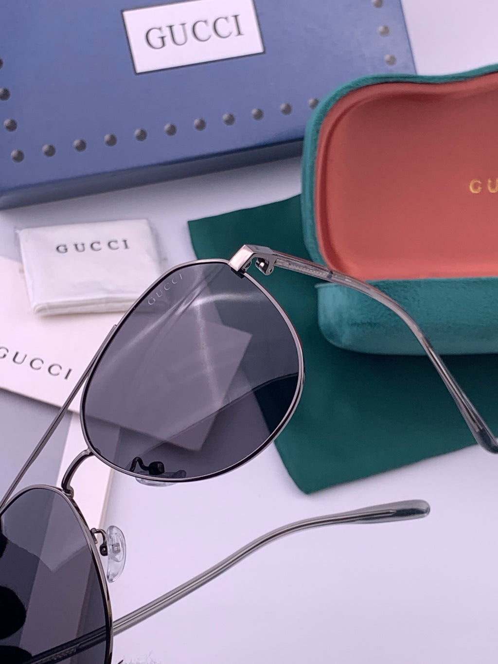 Gucci 5327 Polarized Aviator Gold Lens Sunglasses for Men & Women - 493237 - detail image 3