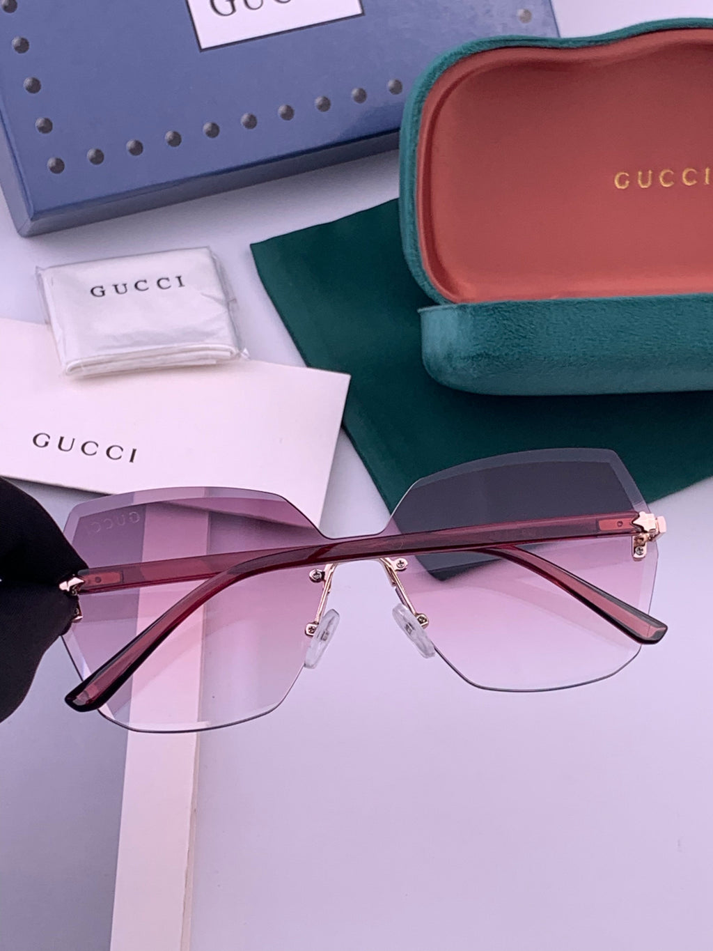 Gucci G8212 Polarized Rimless Black Lens Sunglasses for Men & Women - detail image 4