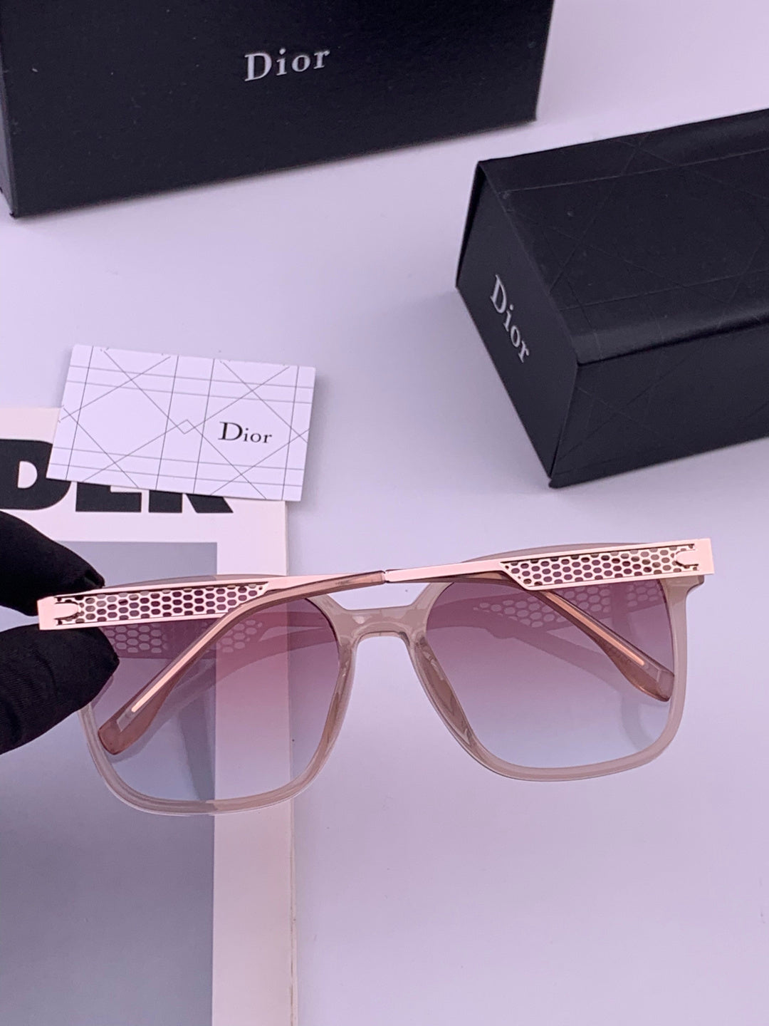 Dior CD35511 Polarized Square Brown Lens Sunglasses for Women - detail image 4