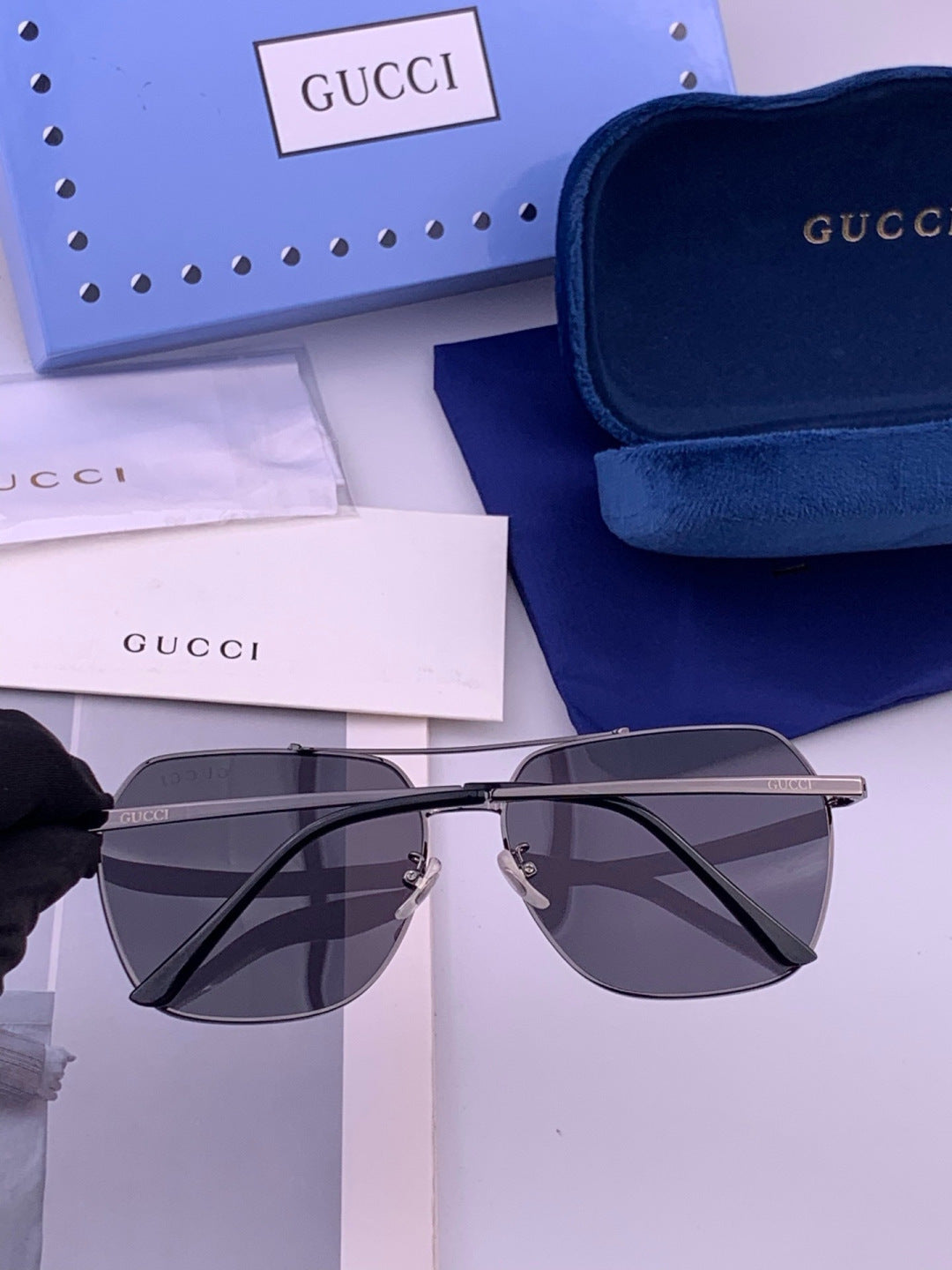 Gucci 0863 Polarized Aviator Gold Lens Sunglasses for Men & Women - detail image 6