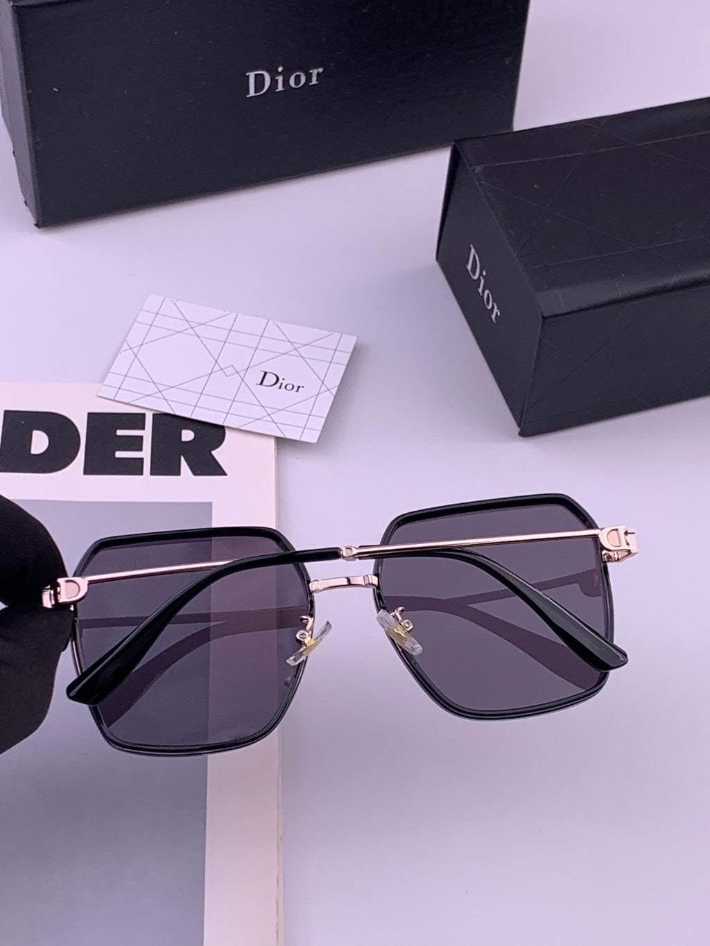 Dior D7635 Polarized Fashion Black Lens Sunglasses for Men & Women - detail image 5