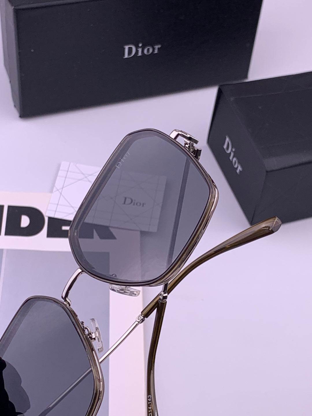 Dior D7635 Polarized Fashion Brown Lens Sunglasses for Men & Women - detail image 5