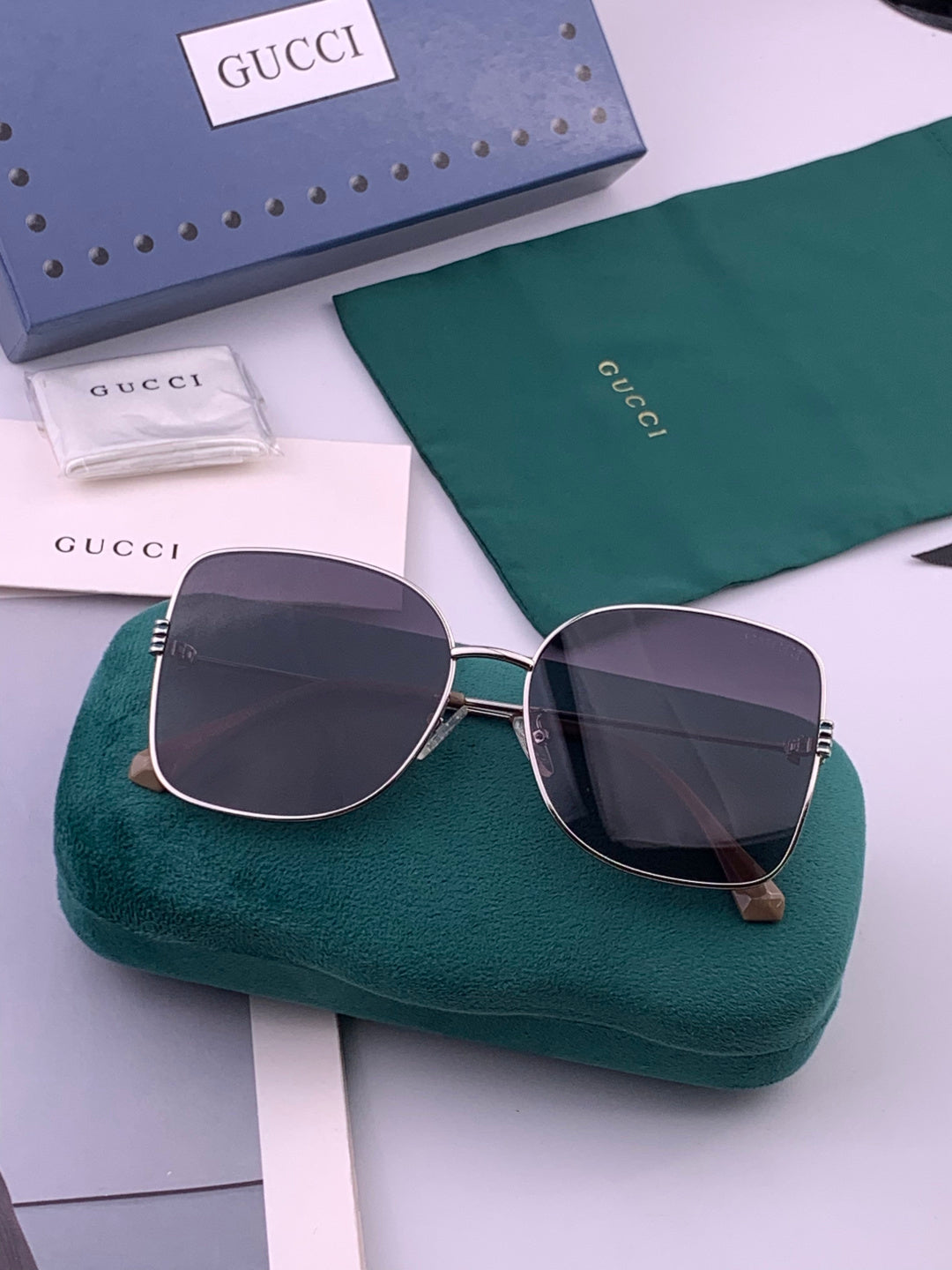 Gucci G2330 Polarized Round Black Lens Sunglasses for Women - detail image 6