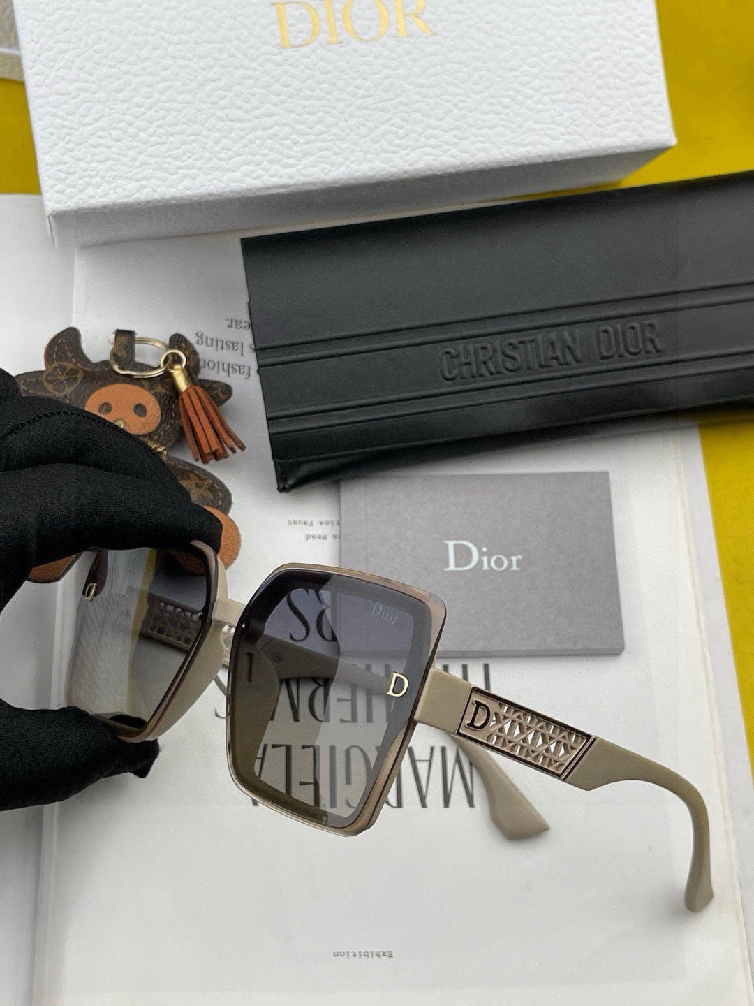 Dior CD4190 Square Gold Lens Sunglasses for Women - 486898 - detail image 3