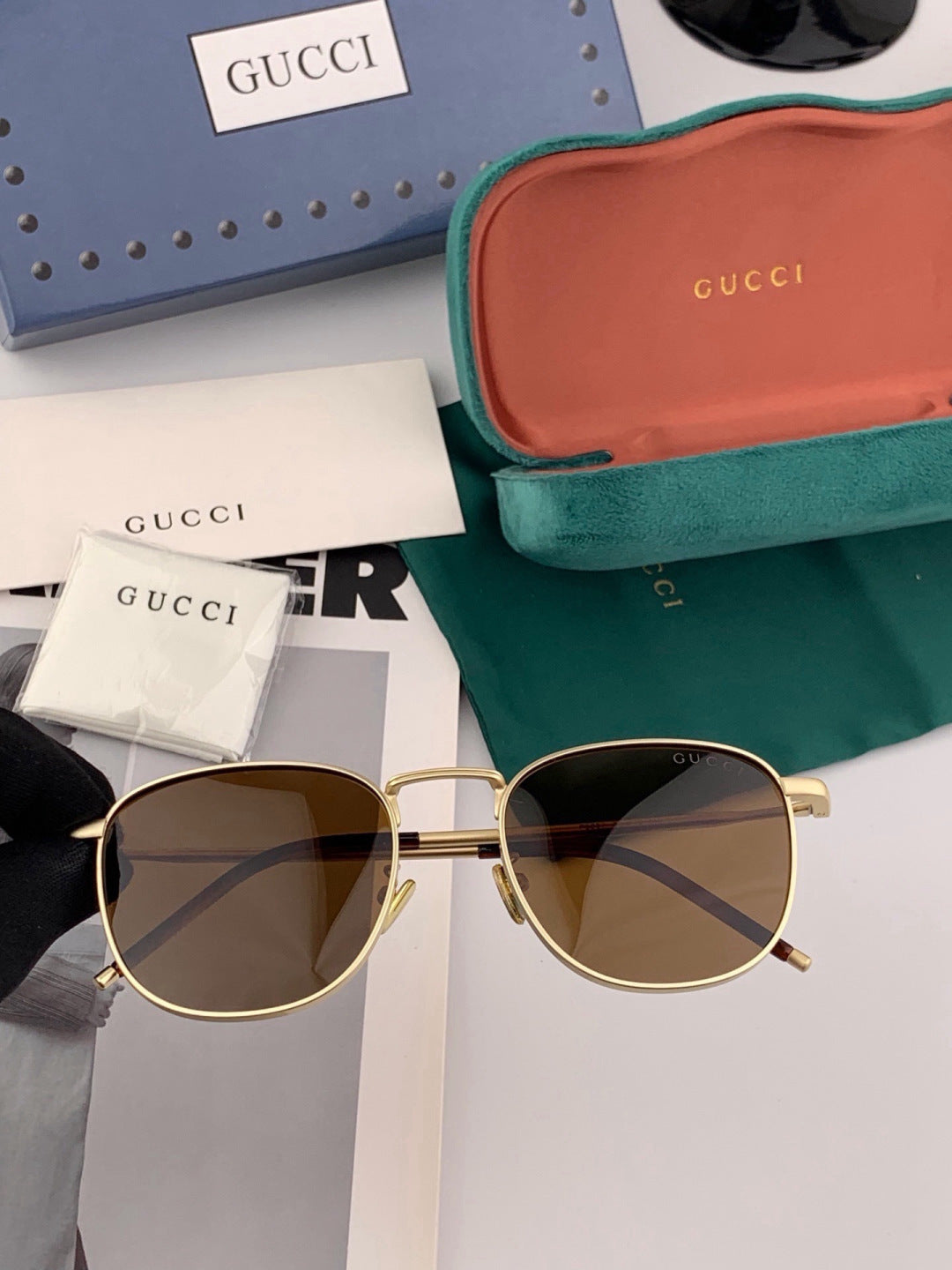 Gucci 7805 Polarized Aviator Black Lens Sunglasses for Men & Women - detail image 2