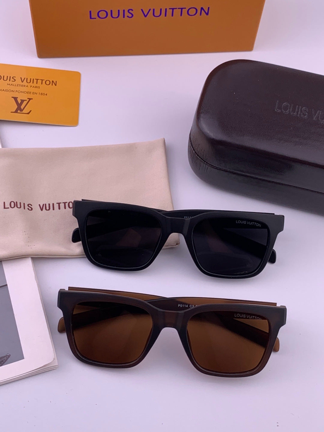 Louis Vuitton Fashion Black Lens Sunglasses for Men & Women - 493113 - detail image 7