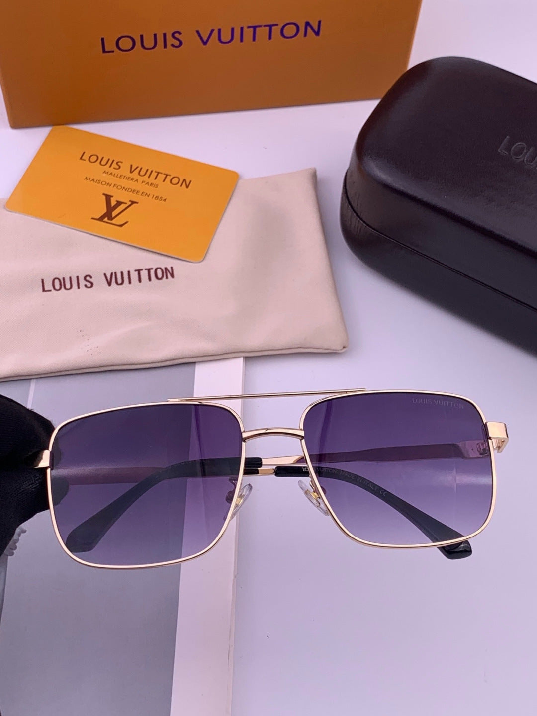 Louis Vuitton L3905 Aviator Gray Lens Sunglasses for Men & Women - detail image 2