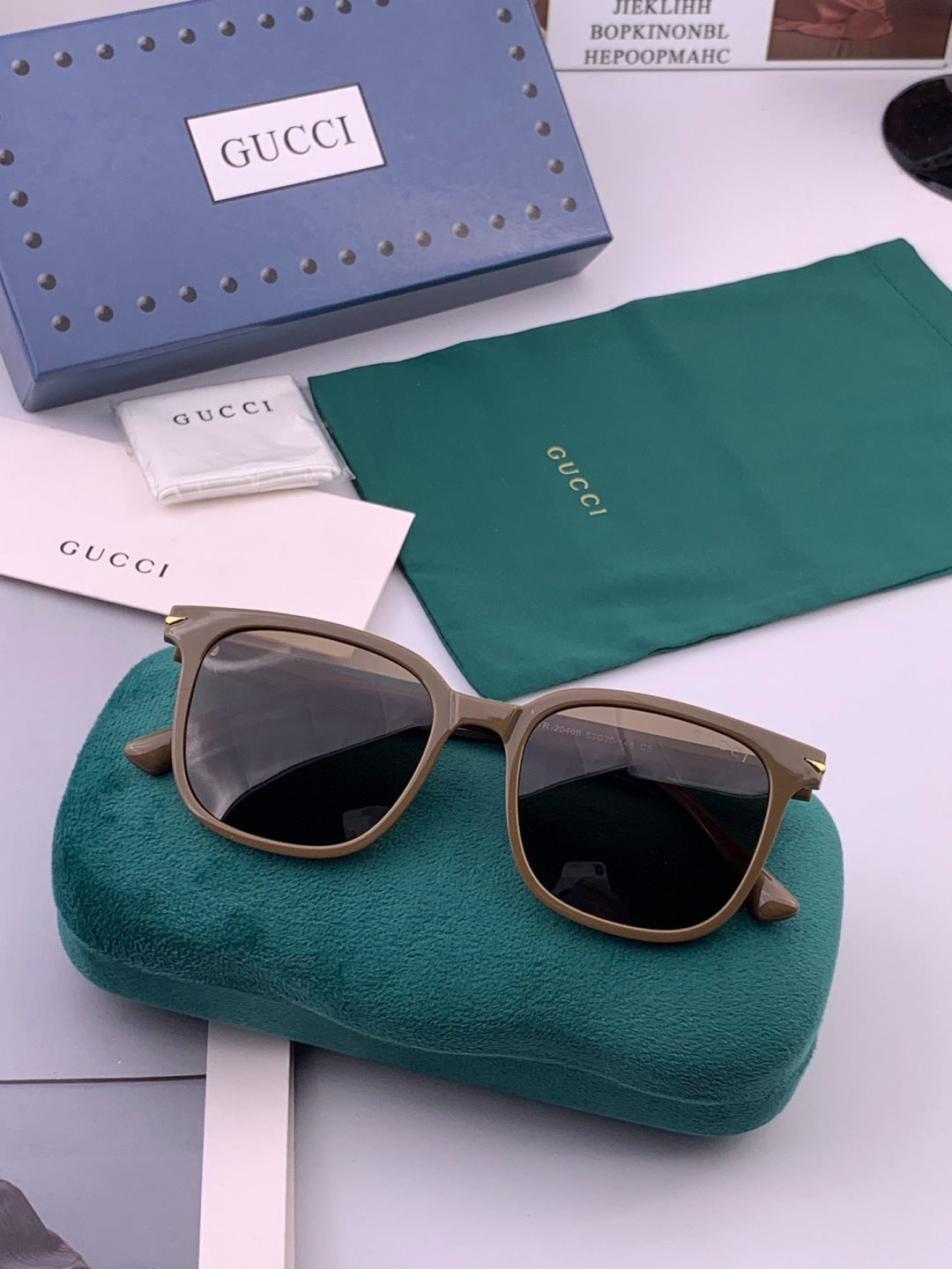 Gucci G62040 Polarized Square Black Lens Sunglasses for Men & Women - detail image 3
