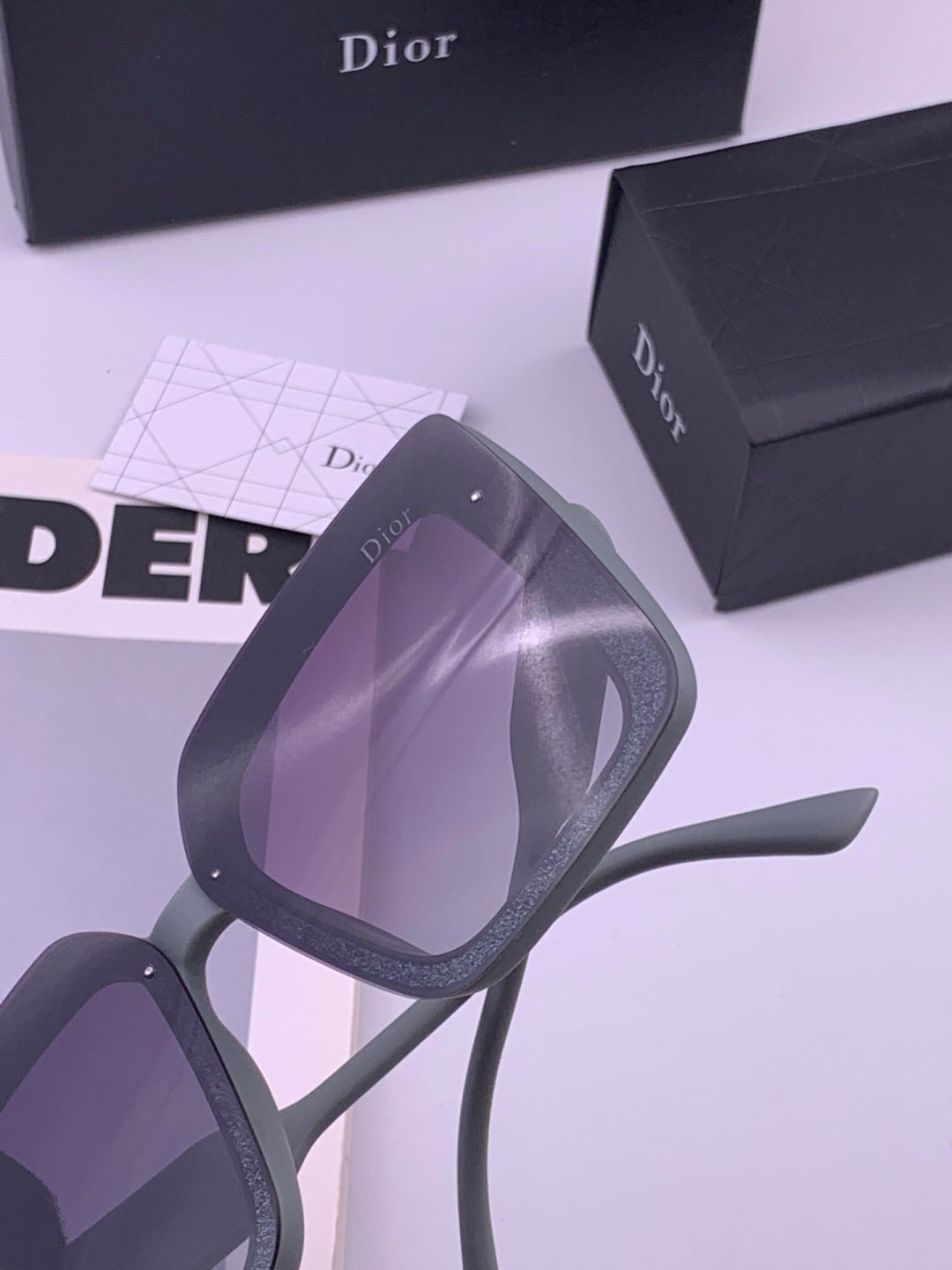 Dior D6227 Polarized Square Brown Lens Sunglasses for Men & Women - detail image 4