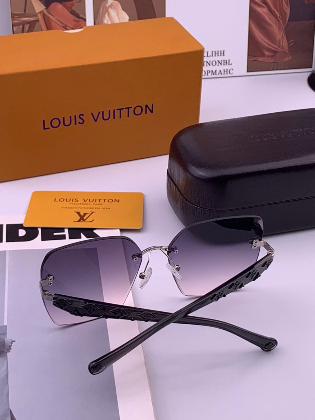 Louis Vuitton L8612 Square Gold Lens Sunglasses for Men & Women - detail image 5