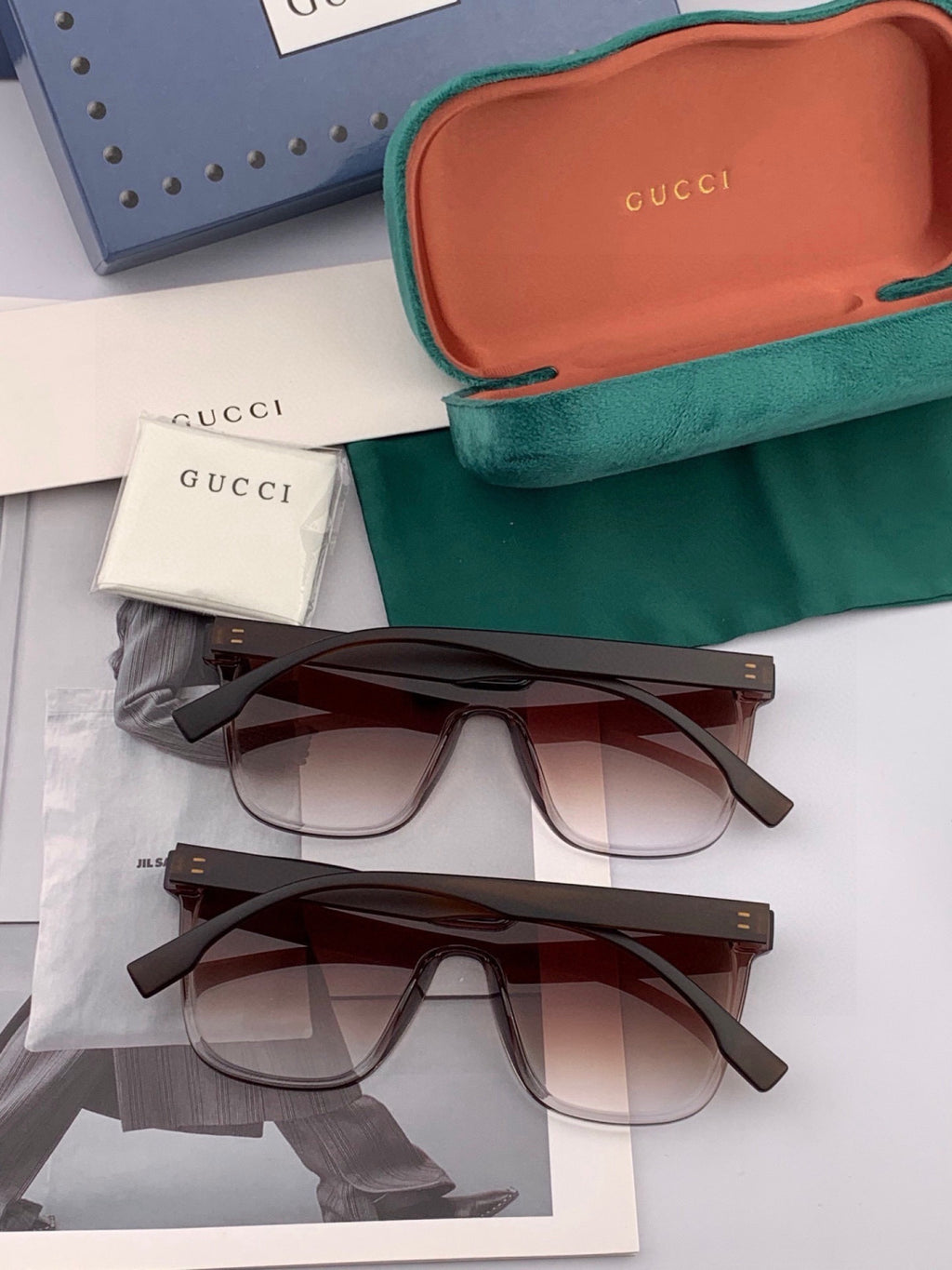 Gucci G7637 Polarized Square Gold Lens Sunglasses for Women - detail image 5