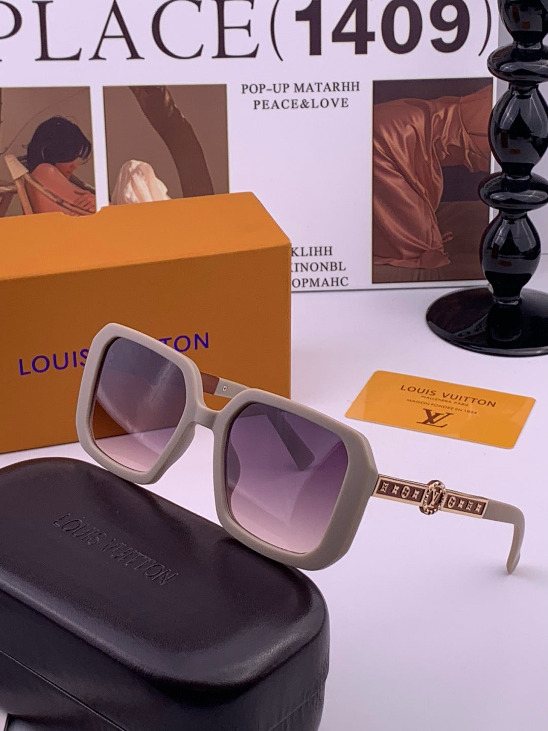 Louis Vuitton L37007 Oversized Brown Lens Sunglasses for Men & Women - 486252 - detail image 2