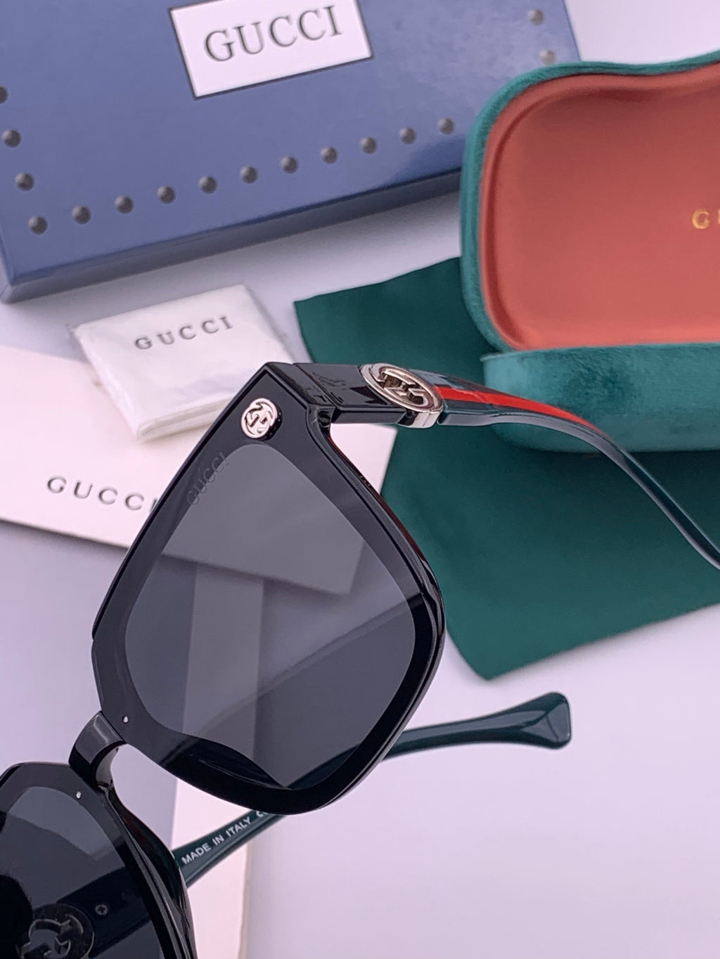 Gucci G1620 Square Gold Lens Sunglasses for Men & Women - detail image 3