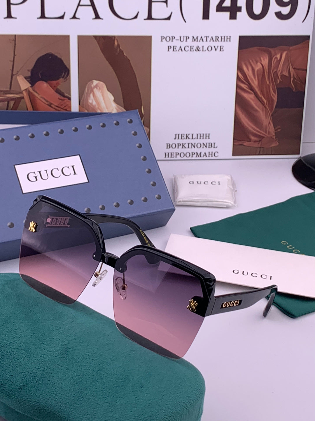 Gucci 2592 Polarized Square Gold Lens Sunglasses for Men & Women - 486413 - detail image 2