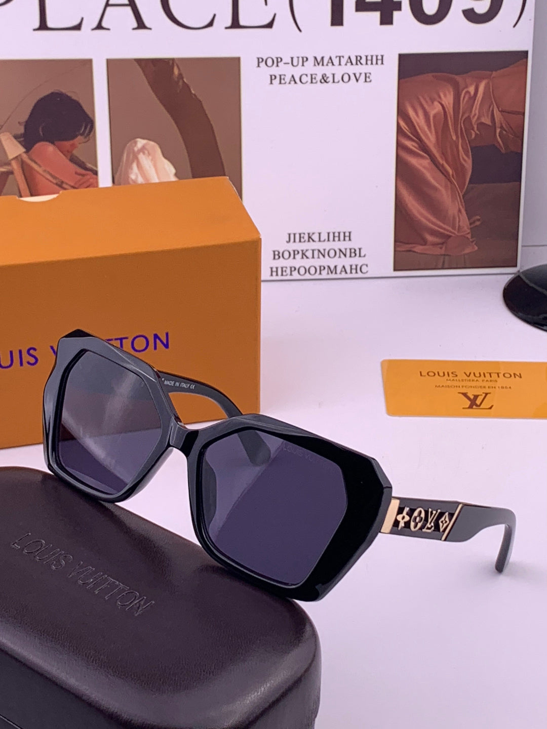 Louis Vuitton L5230 Square Black Lens Sunglasses for Men & Women - detail image 2