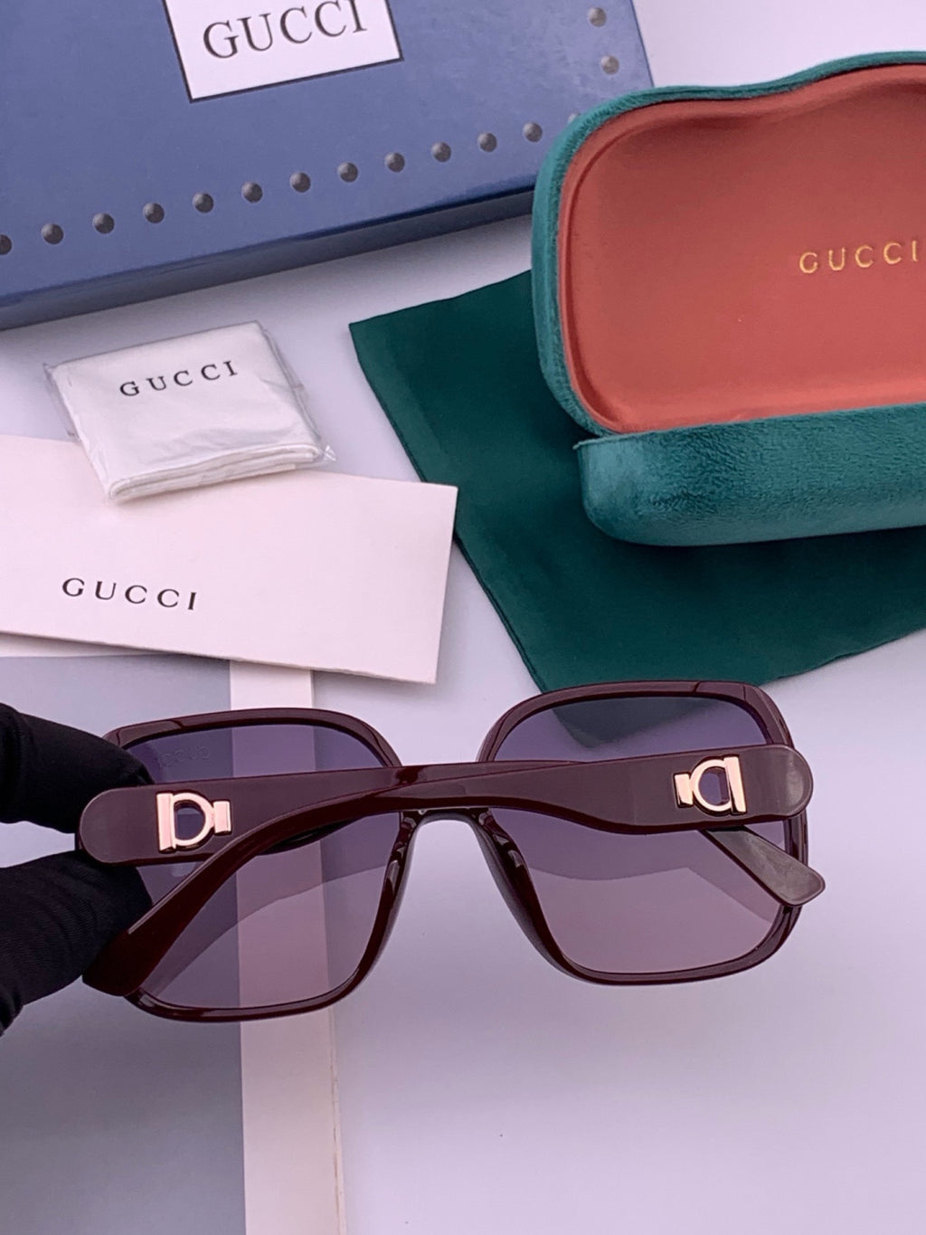 Gucci G0388 Round Red Lens Sunglasses for Men & Women - 493324 - detail image 5
