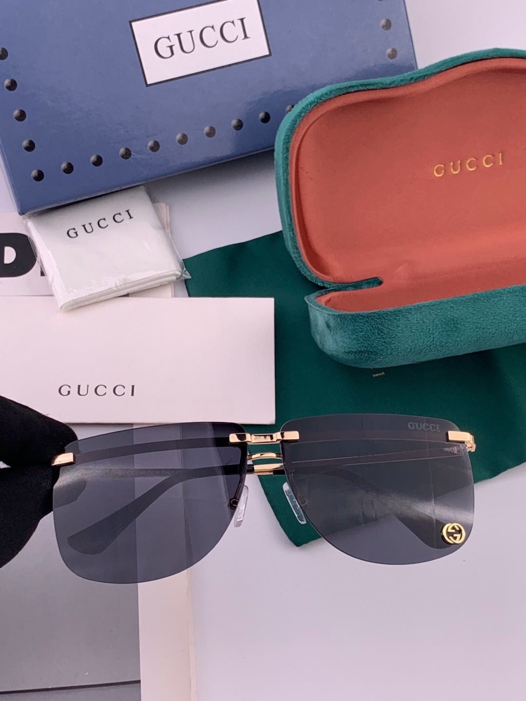 Gucci G7801 Aviator Black Lens Sunglasses for Men & Women - detail image 3