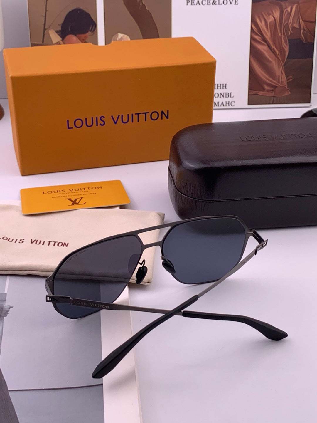 Louis Vuitton L3760 Fashion Blue Lens Sunglasses for Men & Women - detail image 7