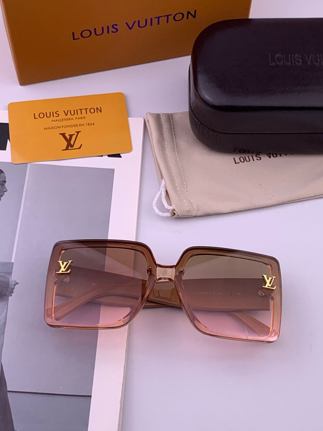 Louis Vuitton L8270 Square Black Lens Sunglasses for Men & Women - detail image 7
