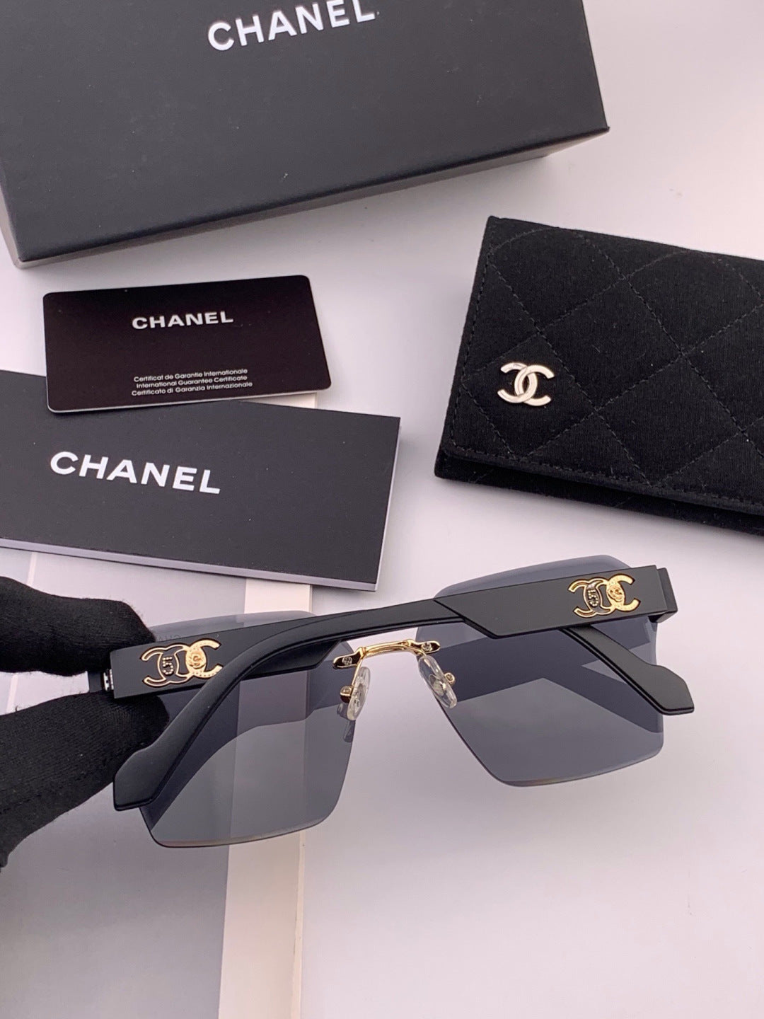 Chanel CH8851 Polarized Square Gold Lens Sunglasses for Women - detail image 4