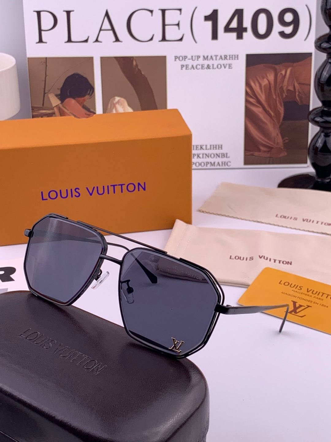 Louis Vuitton L31758 Aviator Black Lens Sunglasses for Men & Women - detail image 6