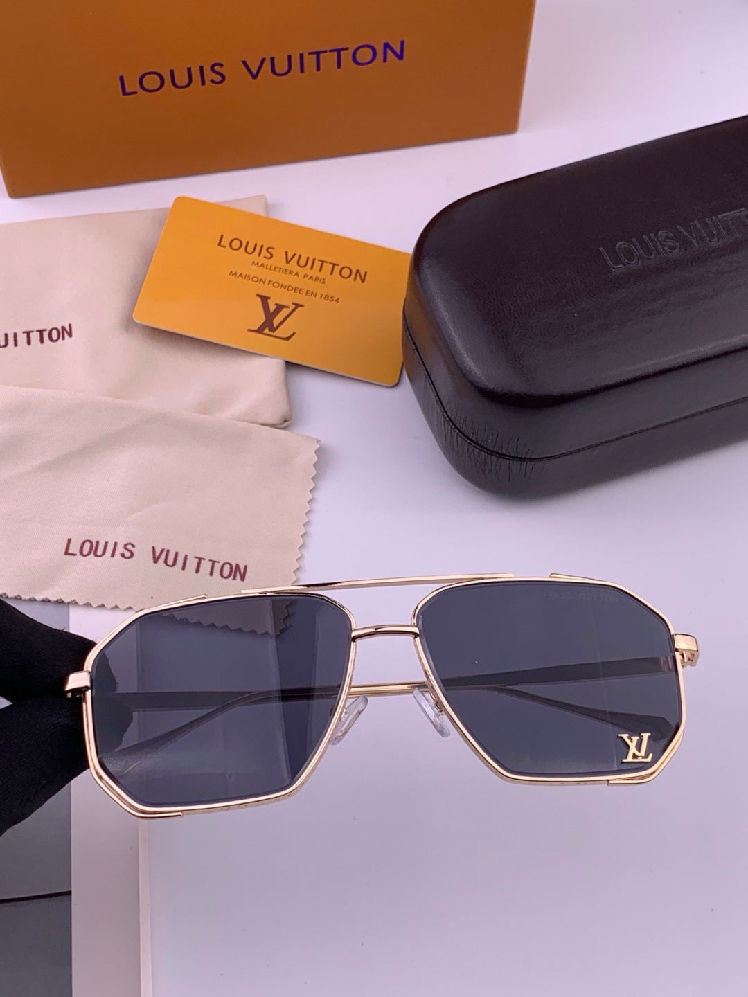 Louis Vuitton L31758 Aviator Black Lens Sunglasses for Men & Women