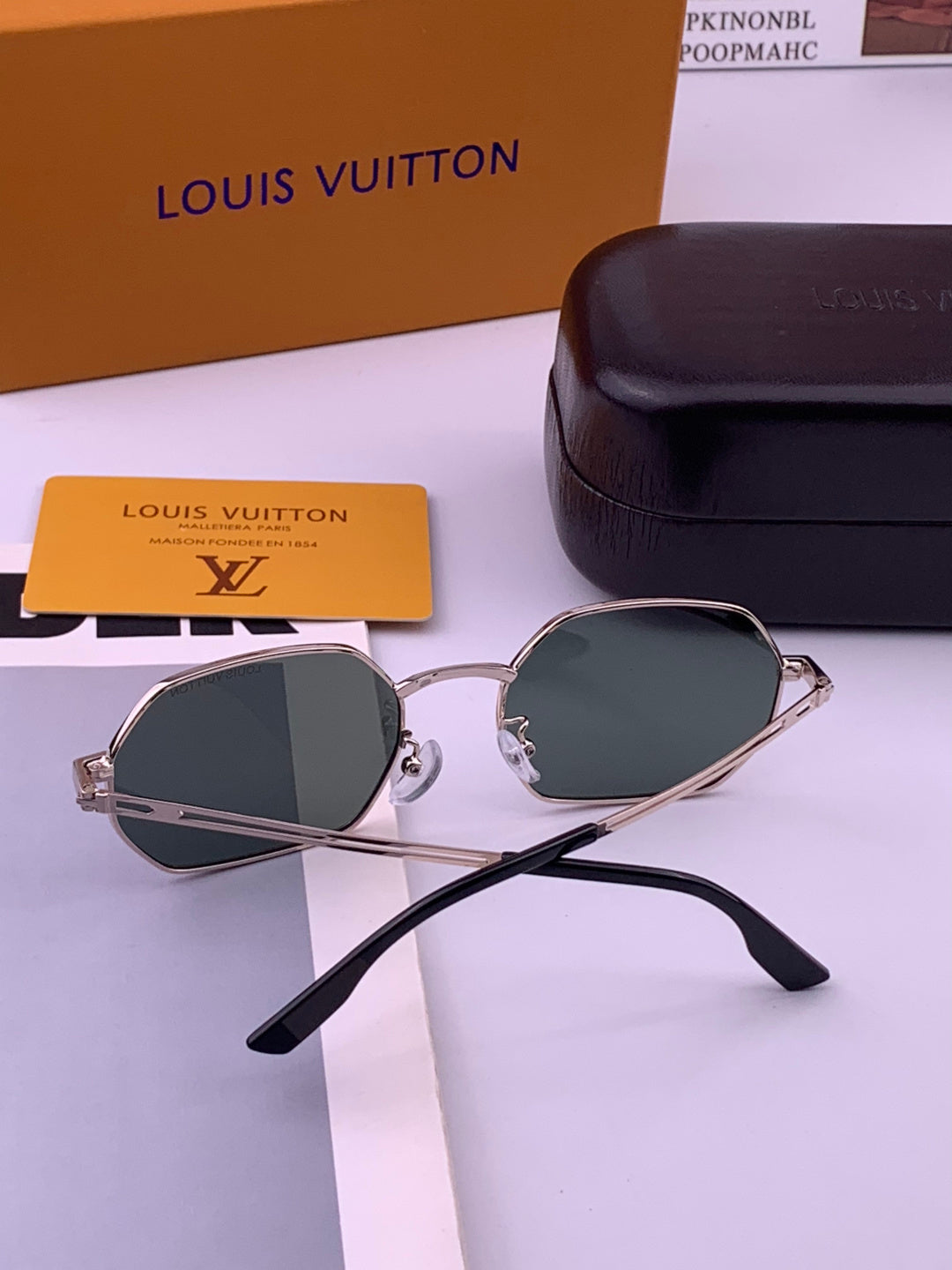 Louis Vuitton L6339 Polarized Aviator Gold Lens Sunglasses for Men & - 486107 - detail image 5