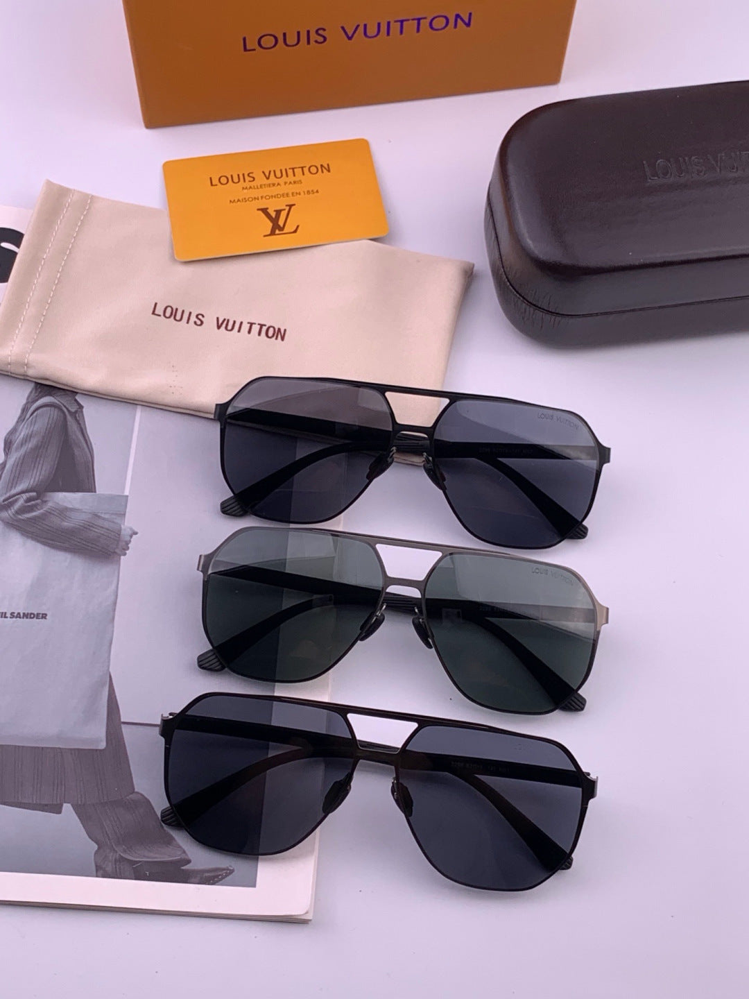 Louis Vuitton L6229 Polarized Aviator Blue Lens Sunglasses for Men - detail image 8