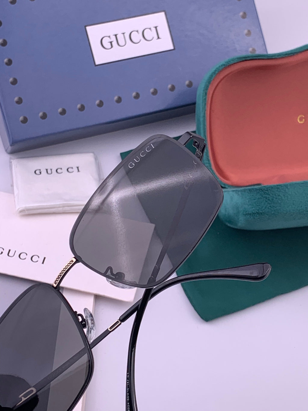 Gucci G4802 Polarized Aviator Gold Lens Sunglasses for Men - detail image 5